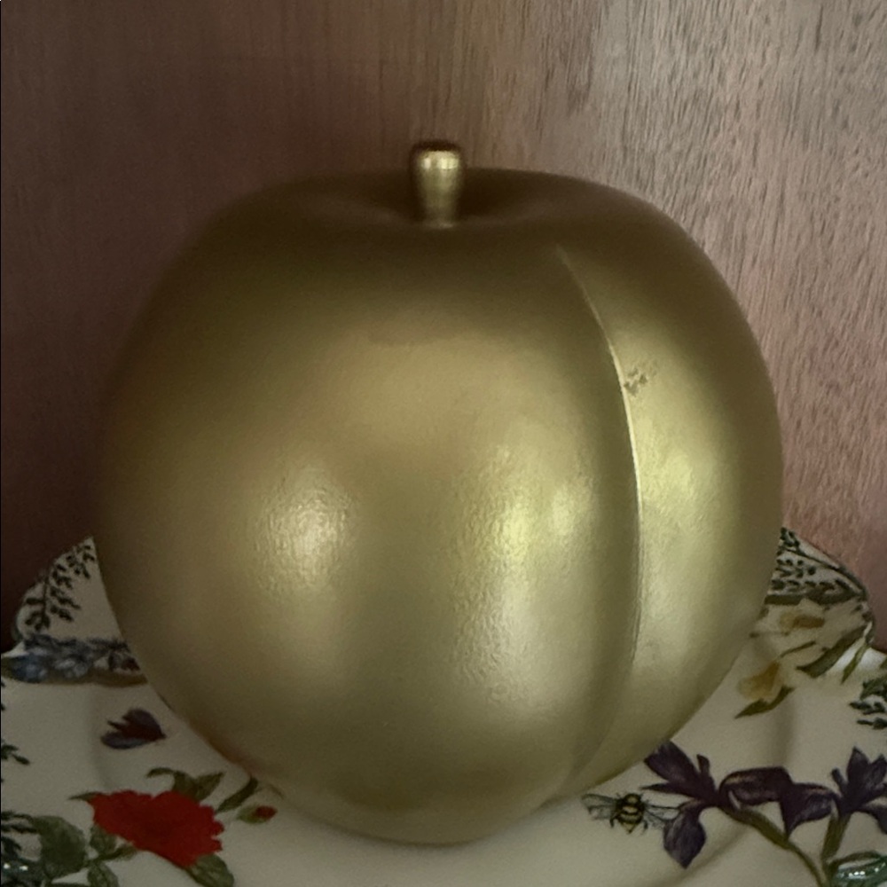 Ikea MARKNIVA Decoration Brass Colored Plum 4.75”H Powder Coated Aluminum peach